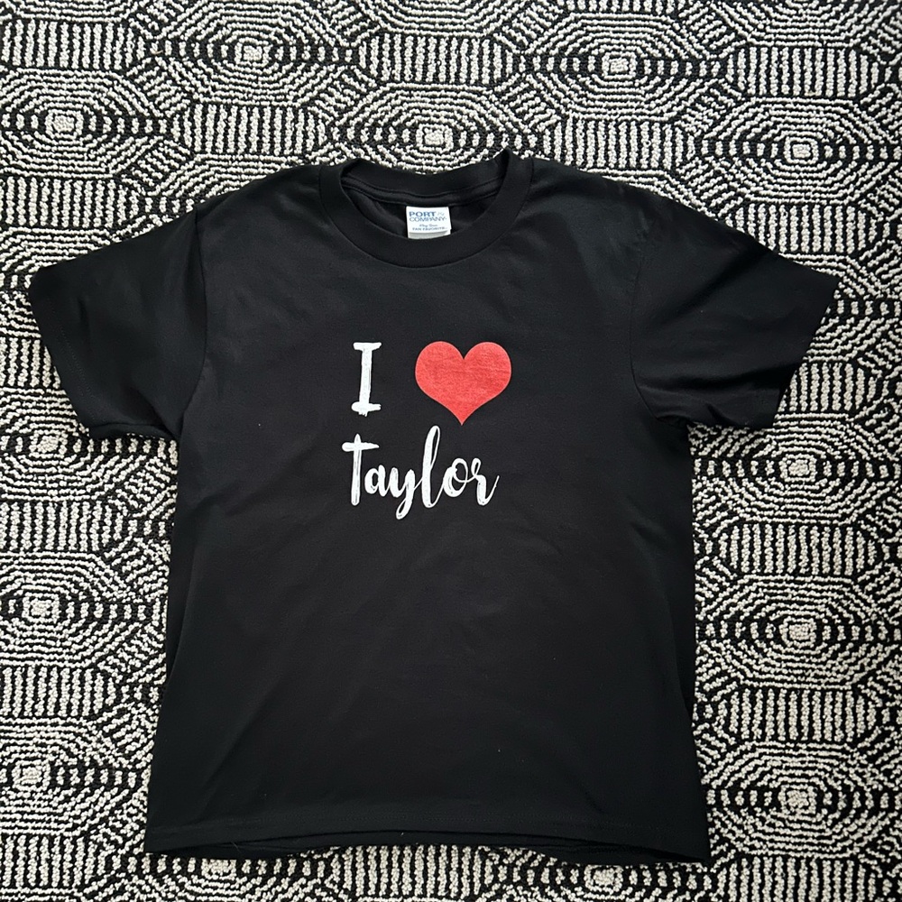 New “I ❤️ Taylor” T-Shirt